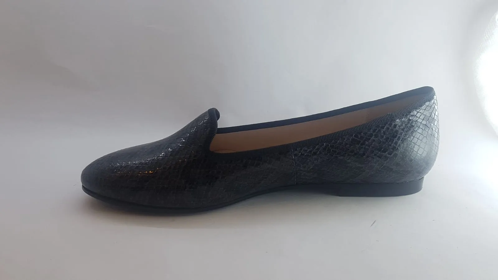 Beberlis Leopard Black Slip On Flats