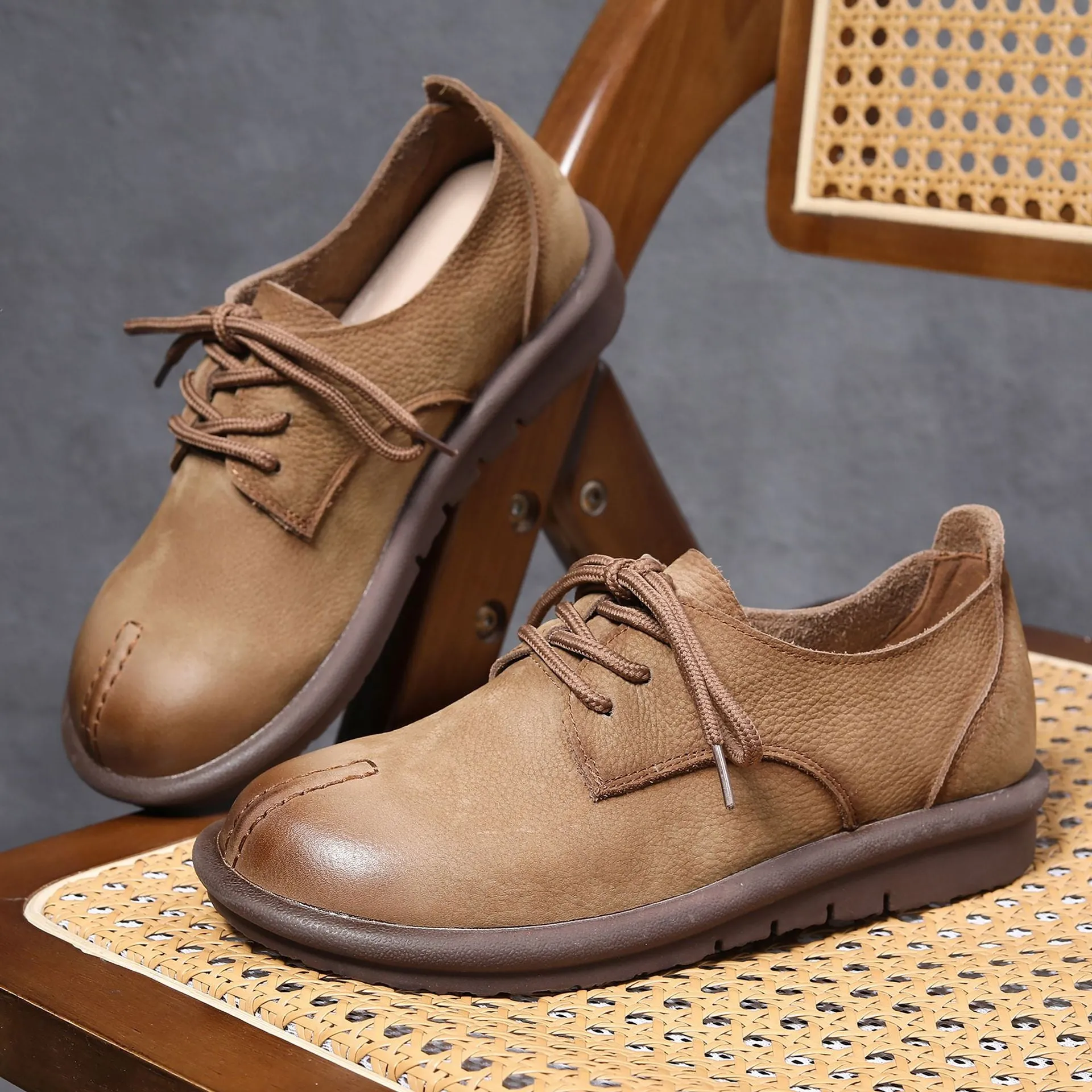 Women's Vintage Handmade Solid Soft Leather Casual Shoes